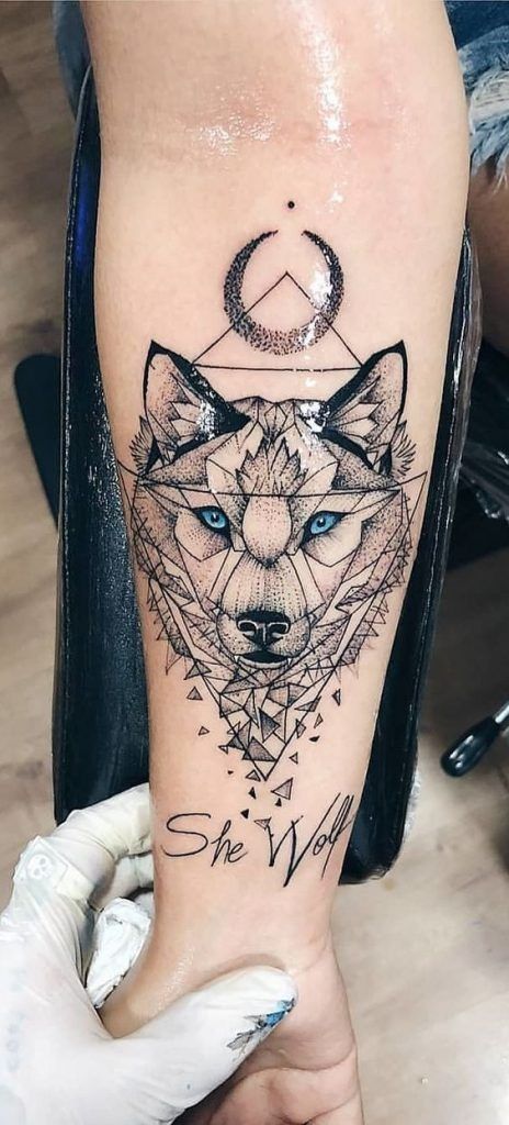 tatuagem lobo com pontilhismo tattooandyou.com