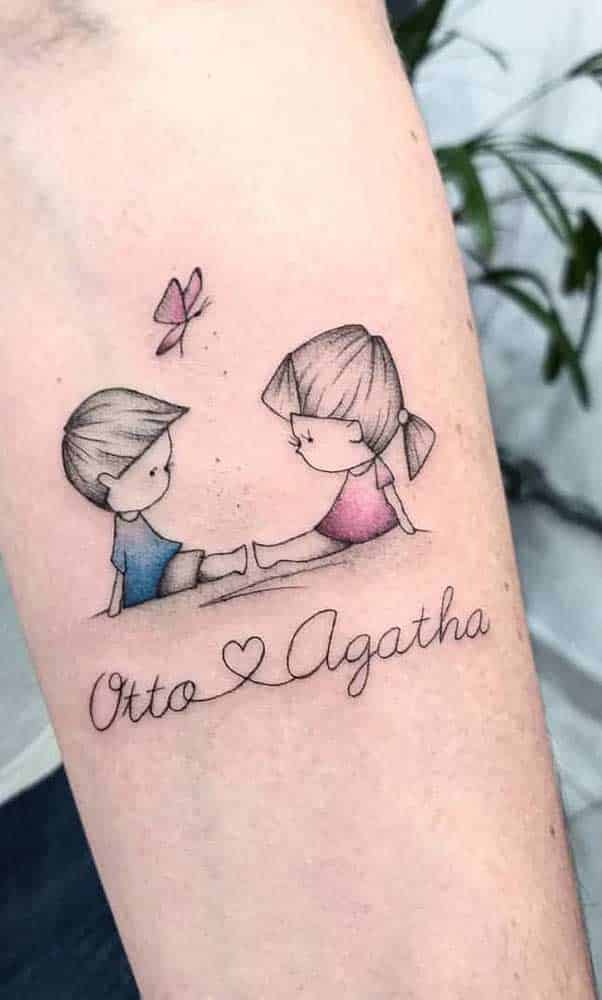 as tatuagens de filhos mais bonitas do mundo menina e menino brincando