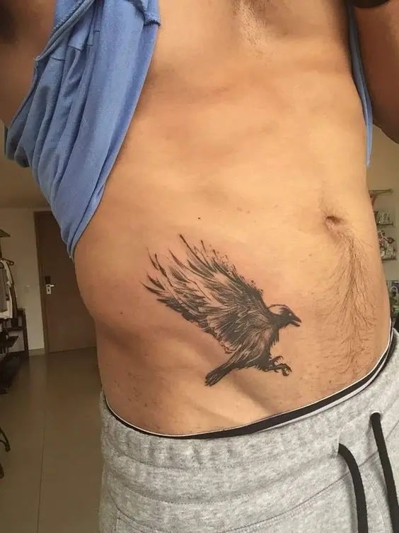 tatuagens na cintura mais bonitas e perfeitas fenix