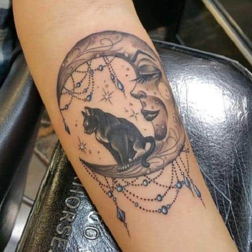 as mais bonitas e diversas tatuagens de lua lua com gato