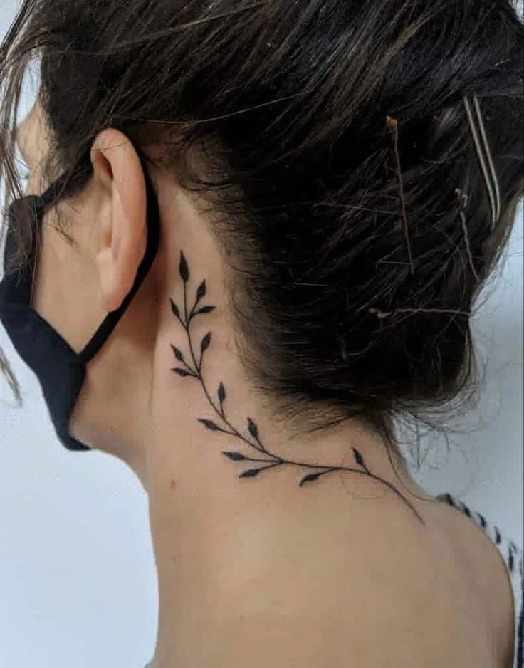 as melhores e mais bonitas tattoos no pescoçoramo de folhas