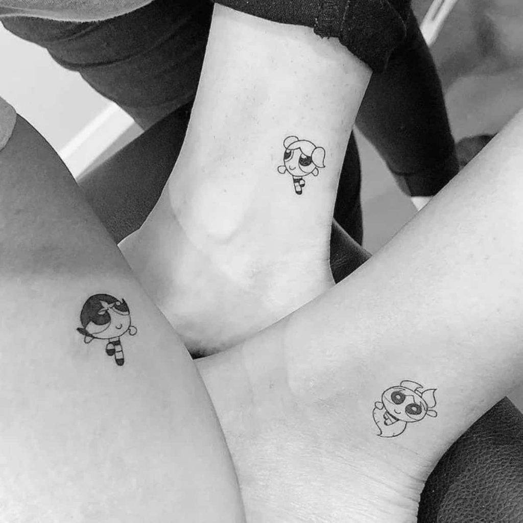 as melhores tatuagens de amizade da atualidade meinas super poderosas