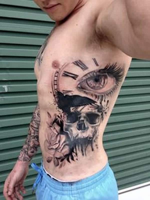 as melhores tatuagens masculinas na costela caveira