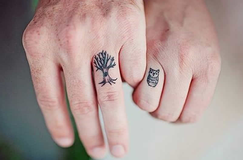 as tatuagens de casal mais bonitas da atualidade arvore e coruja