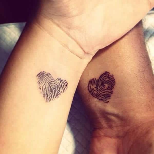 as tatuagens de casal mais bonitas da atualidade coração digital