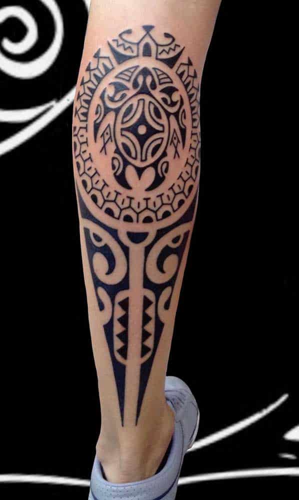 as tatuagens na canela mais bonitas atualmente maori tribal