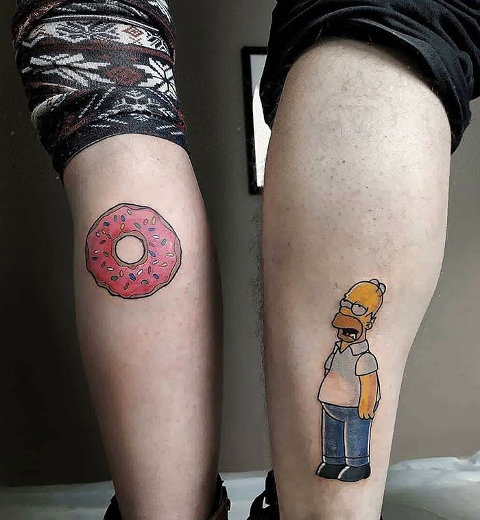 como escolher e manter uma tatuagem de casal ideias, dicas e mais simpsons