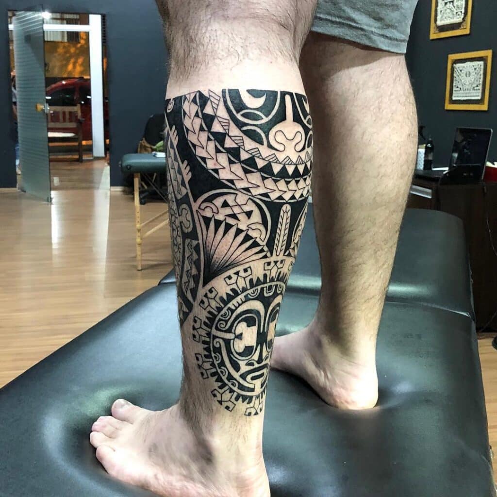 tatuagem na perna masculina