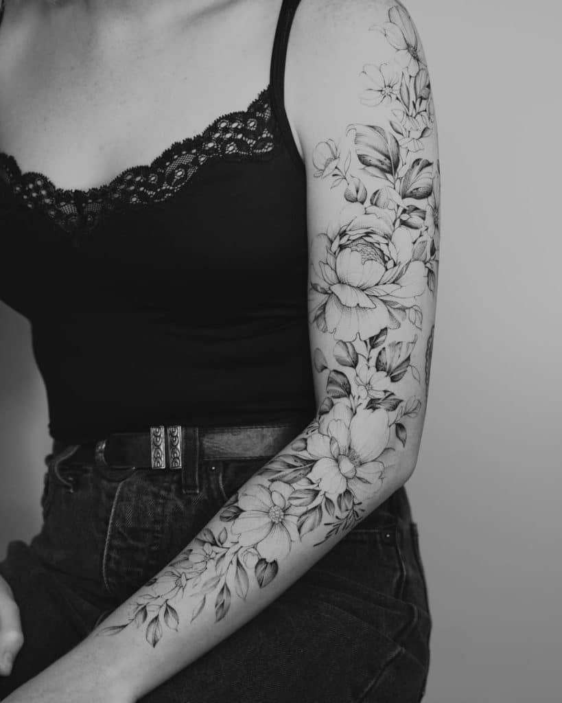 descubra como escolher a tatuagem no braço feminina perfeita floral braço inteiro
