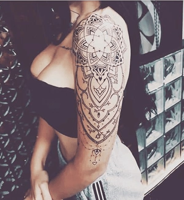 descubra como escolher a tatuagem no braço feminina perfeita mandala
