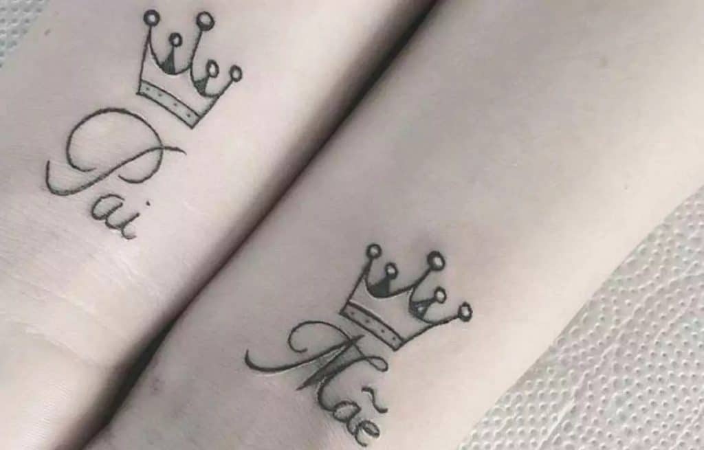 tatuagens mãe e pai mais populares atualmente coroa pai e mãe