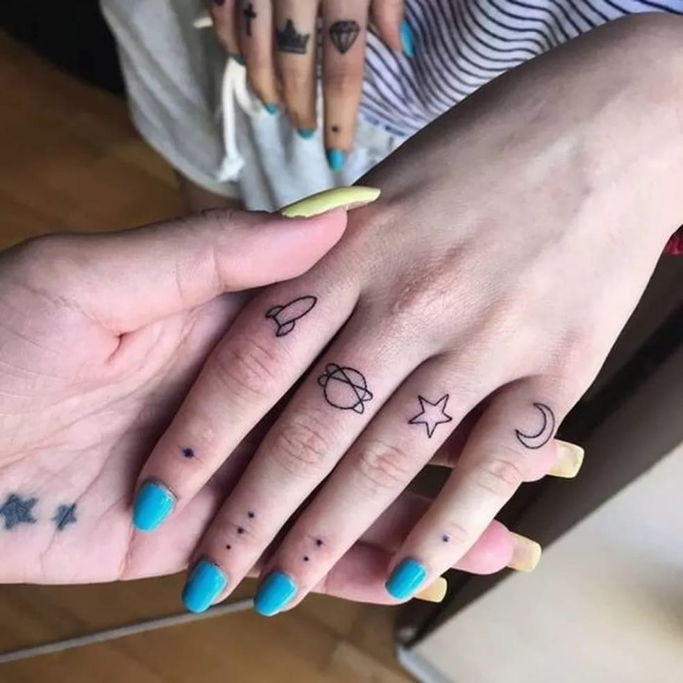 tatuagens mais populares e bonitas tatuagens nos dedos icones estrelas