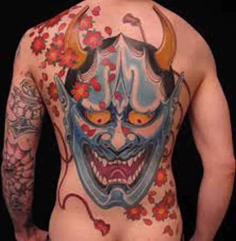 exploring the bold and culturally significant japanese tattoo style mask